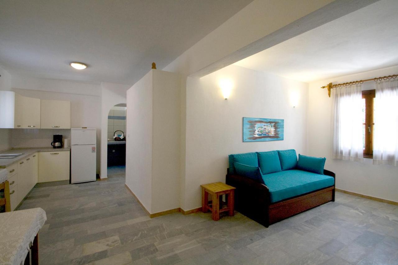 Villas Alexandra Skiathos Platanias  Eksteriør bilde